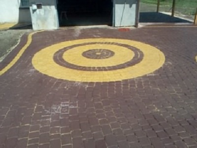 Brukmax: image 15 0f 135 thumb